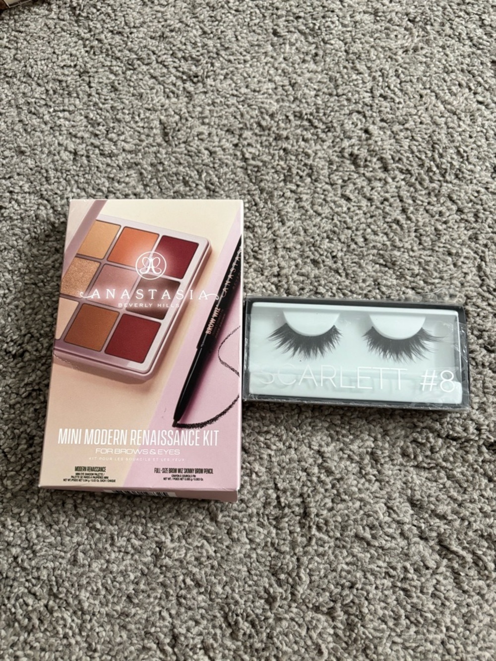 Anastasia Beverly Hills Modern Renaissance Deluxe Kit and Huda Beauty Lashes